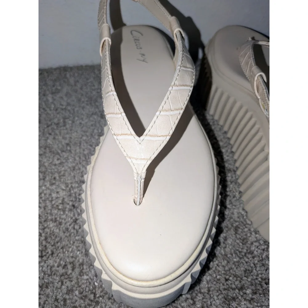 Circus NY Platform Sandals Ankle Strap‎ Thong Trendy Shoes Sz. 7 NEW READ